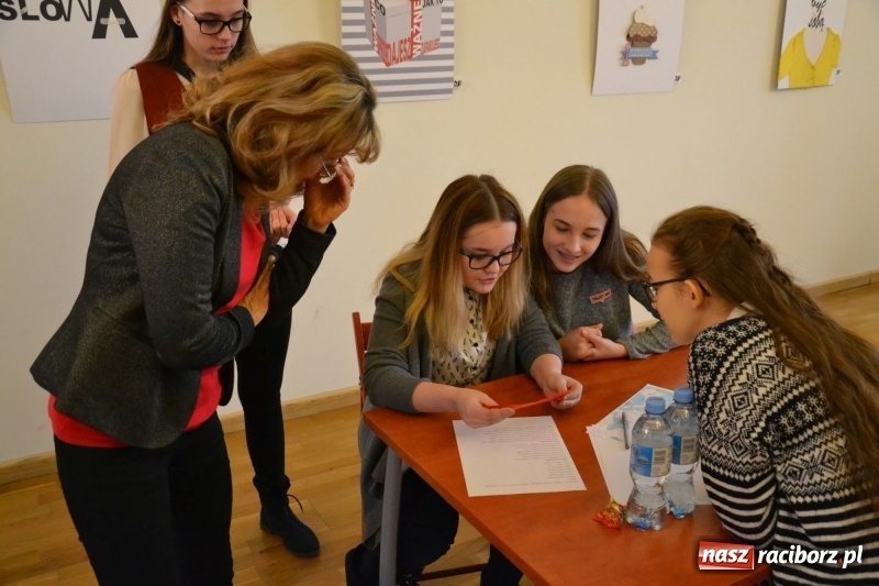 Zdjęcie w galerii na portalu naszraciborz.pl: Czy leci z nami pilot? - trzecia edycja konkursu dla gimnazjalistów za nami  wiadomości z regionu