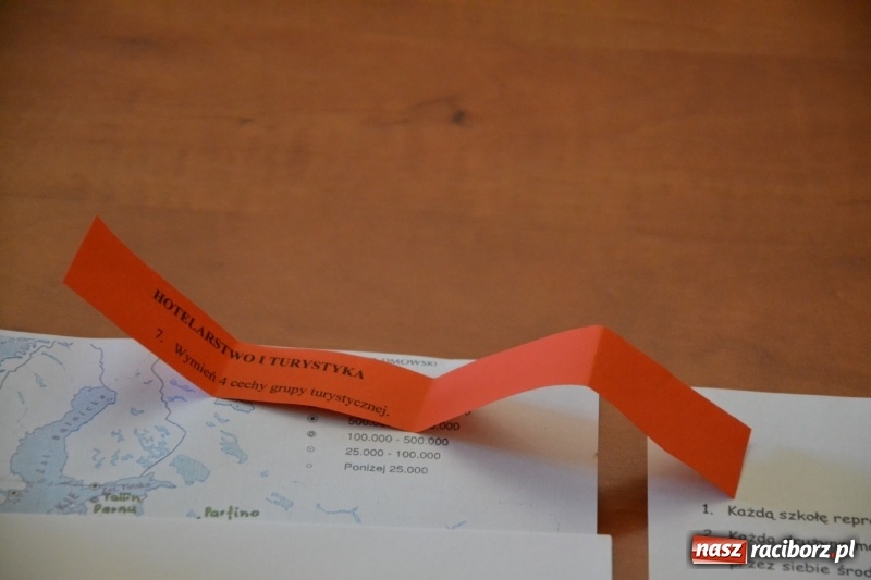 Zdjęcie w galerii na portalu naszraciborz.pl: Czy leci z nami pilot? - trzecia edycja konkursu dla gimnazjalistów za nami  wiadomości z regionu