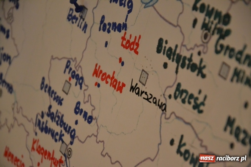 Zdjęcie w galerii na portalu naszraciborz.pl: Czy leci z nami pilot? - trzecia edycja konkursu dla gimnazjalistów za nami  wiadomości z regionu