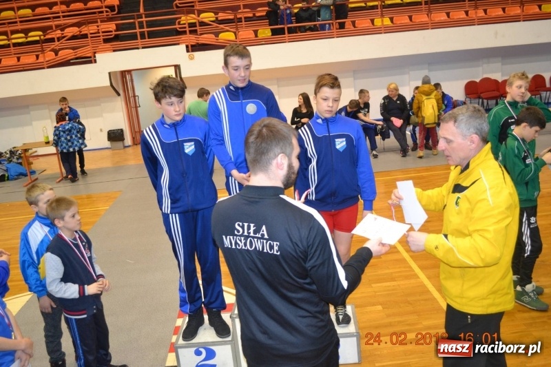 Zdjęcie w galerii na portalu naszraciborz.pl: Sukcesy raciborskich zapaśników na Mistrzostwach Śląska Młodzików i Pucharze Śląska Dzieci wiadomości z regionu