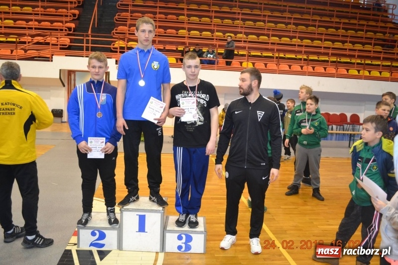 Zdjęcie w galerii na portalu naszraciborz.pl: Sukcesy raciborskich zapaśników na Mistrzostwach Śląska Młodzików i Pucharze Śląska Dzieci wiadomości z regionu
