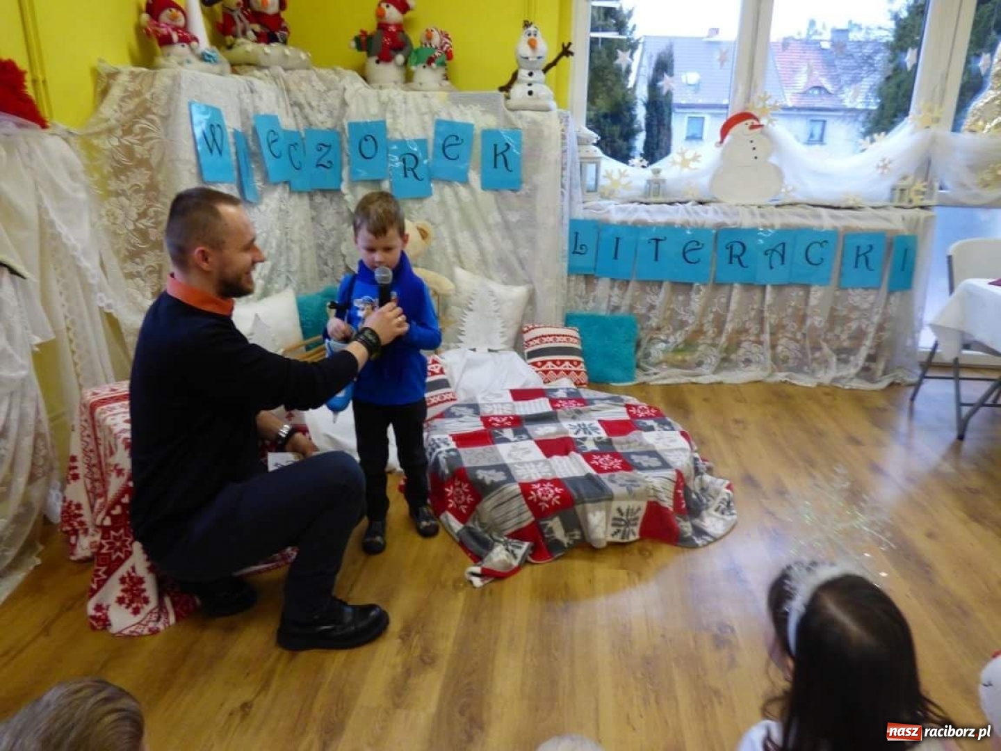 Zdjęcie w galerii na portalu naszraciborz.pl: Literatura u przedszkolaków w Nędzy. Dzieci zachwycone  wiadomości z regionu