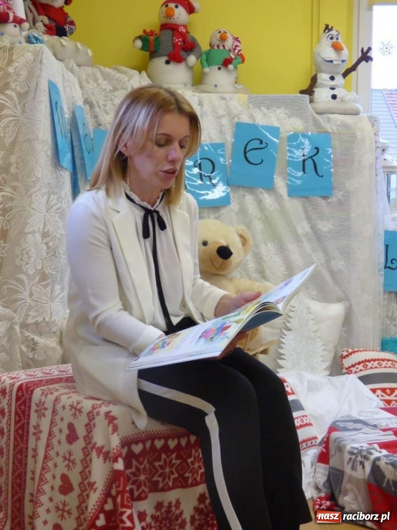 Zdjęcie w galerii na portalu naszraciborz.pl: Literatura u przedszkolaków w Nędzy. Dzieci zachwycone  wiadomości z regionu