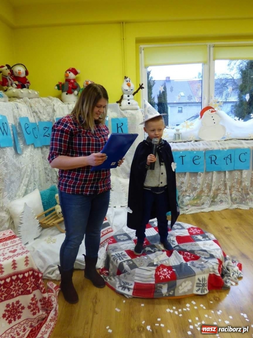 Zdjęcie w galerii na portalu naszraciborz.pl: Literatura u przedszkolaków w Nędzy. Dzieci zachwycone  wiadomości z regionu