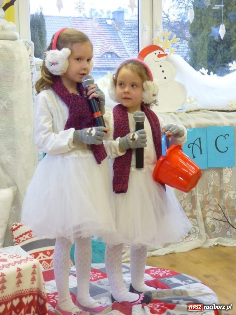 Zdjęcie w galerii na portalu naszraciborz.pl: Literatura u przedszkolaków w Nędzy. Dzieci zachwycone  wiadomości z regionu