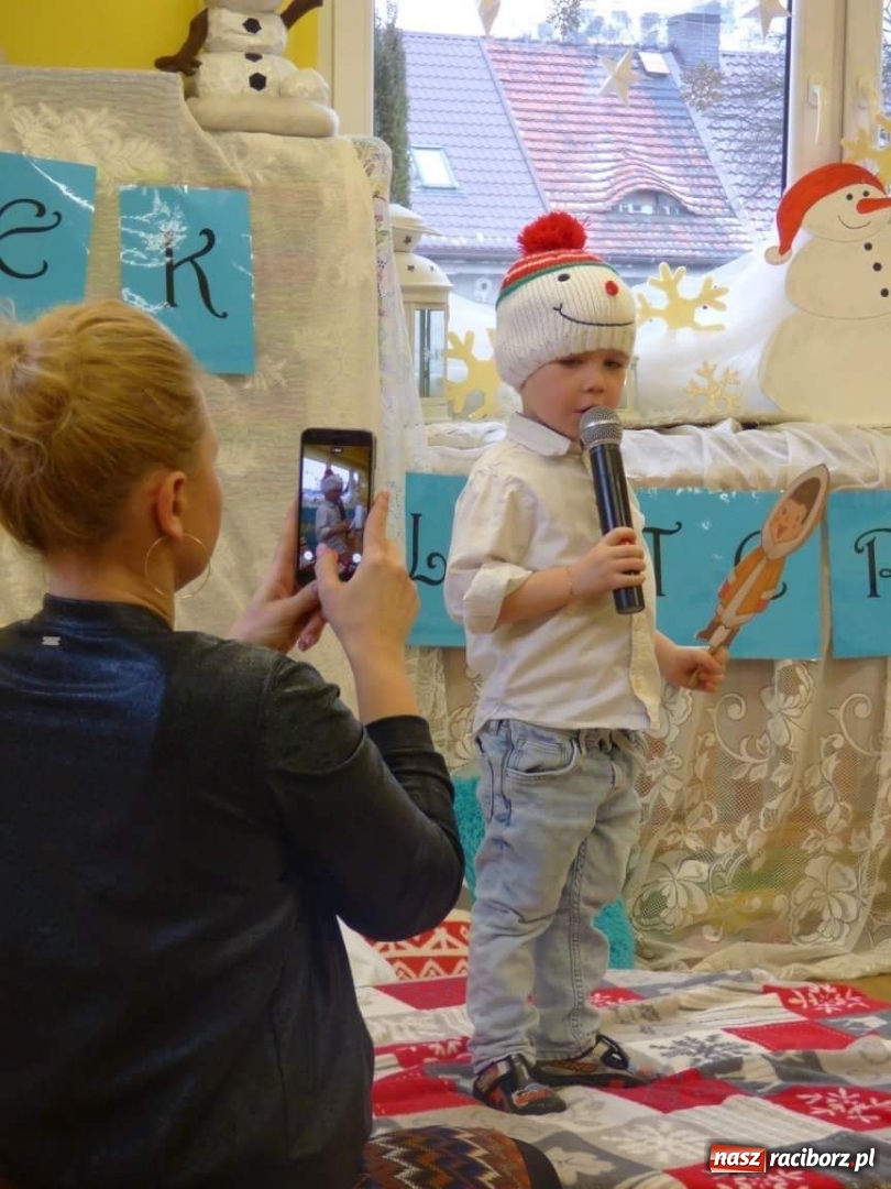 Zdjęcie w galerii na portalu naszraciborz.pl: Literatura u przedszkolaków w Nędzy. Dzieci zachwycone  wiadomości z regionu