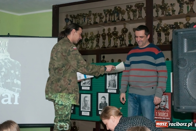 Zdjęcie w galerii na portalu naszraciborz.pl: Wieczorek poetycki poświęcony Żołnierzom Wyklętym za nami wiadomości z regionu