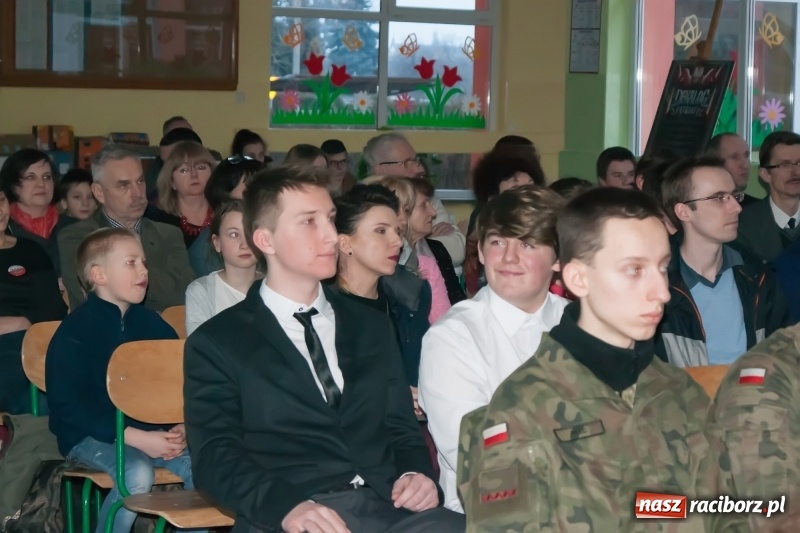 Zdjęcie w galerii na portalu naszraciborz.pl: Wieczorek poetycki poświęcony Żołnierzom Wyklętym za nami wiadomości z regionu