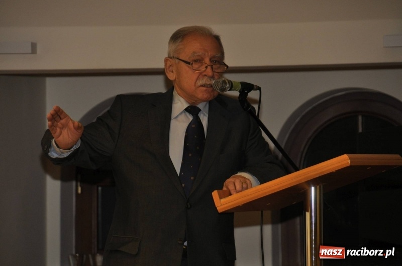 Zdjęcie w galerii na portalu naszraciborz.pl: 3 biliony złotych i zabrane dzieciństwo – spotkanie z posłami na temat reparacji wojennych wiadomości z regionu