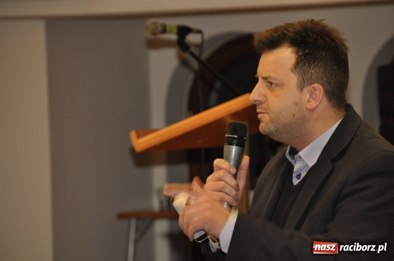 Zdjęcie w galerii na portalu naszraciborz.pl: 3 biliony złotych i zabrane dzieciństwo – spotkanie z posłami na temat reparacji wojennych wiadomości z regionu