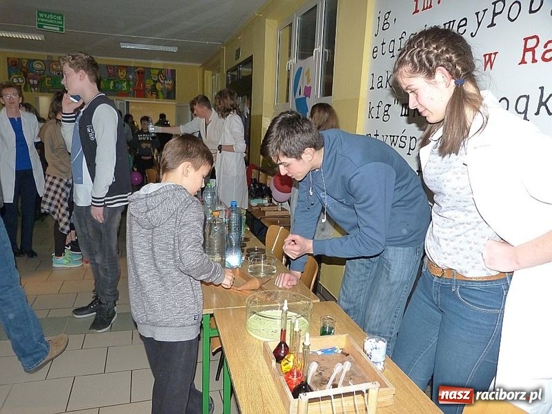 Zdjęcie w galerii na portalu naszraciborz.pl: Dzień otwarty w raciborskiej Czwórce  wiadomości z regionu