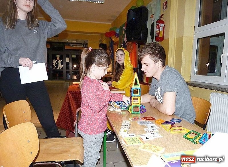 Zdjęcie w galerii na portalu naszraciborz.pl: Dzień otwarty w raciborskiej Czwórce  wiadomości z regionu