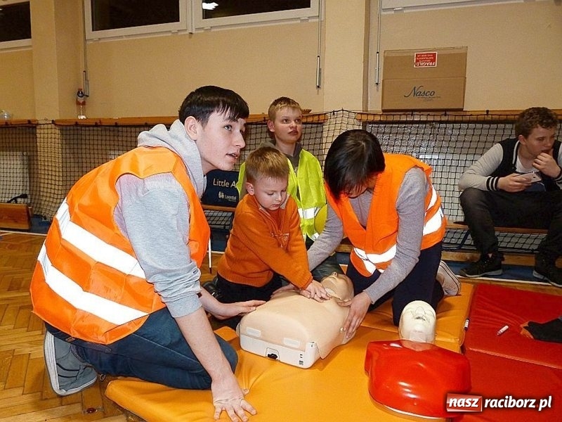 Zdjęcie w galerii na portalu naszraciborz.pl: Dzień otwarty w raciborskiej Czwórce  wiadomości z regionu