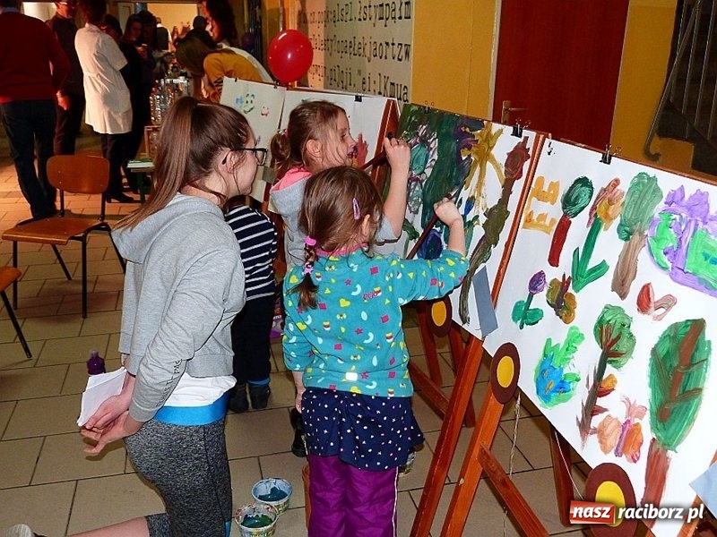 Zdjęcie w galerii na portalu naszraciborz.pl: Dzień otwarty w raciborskiej Czwórce  wiadomości z regionu