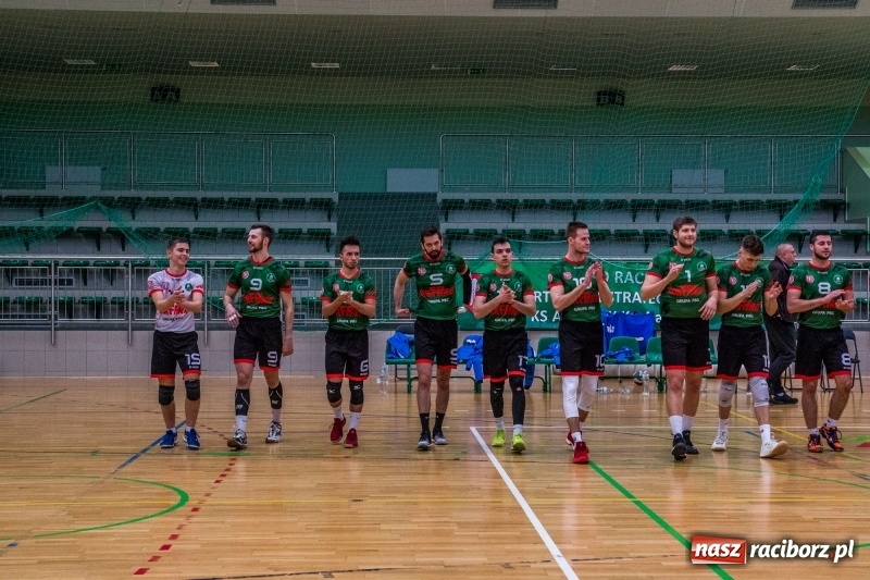 Zdjęcie w galerii na portalu naszraciborz.pl: Siatkówka. Gwiazda Tarnowskie Góry lepsza od Rafako wiadomości z regionu