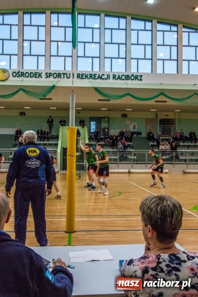 Zdjęcie w galerii na portalu naszraciborz.pl: Siatkówka. Gwiazda Tarnowskie Góry lepsza od Rafako wiadomości z regionu