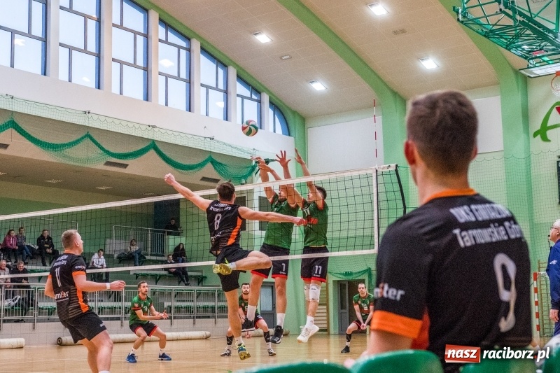 Zdjęcie w galerii na portalu naszraciborz.pl: Siatkówka. Gwiazda Tarnowskie Góry lepsza od Rafako wiadomości z regionu