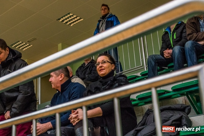 Zdjęcie w galerii na portalu naszraciborz.pl: Siatkówka. Gwiazda Tarnowskie Góry lepsza od Rafako wiadomości z regionu