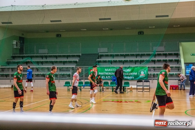 Zdjęcie w galerii na portalu naszraciborz.pl: Siatkówka. Gwiazda Tarnowskie Góry lepsza od Rafako wiadomości z regionu