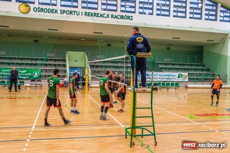 Zdjęcie w galerii na portalu naszraciborz.pl: Siatkówka. Gwiazda Tarnowskie Góry lepsza od Rafako wiadomości z regionu