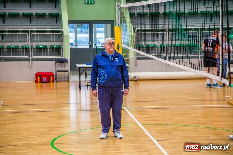 Zdjęcie w galerii na portalu naszraciborz.pl: Siatkówka. Gwiazda Tarnowskie Góry lepsza od Rafako wiadomości z regionu