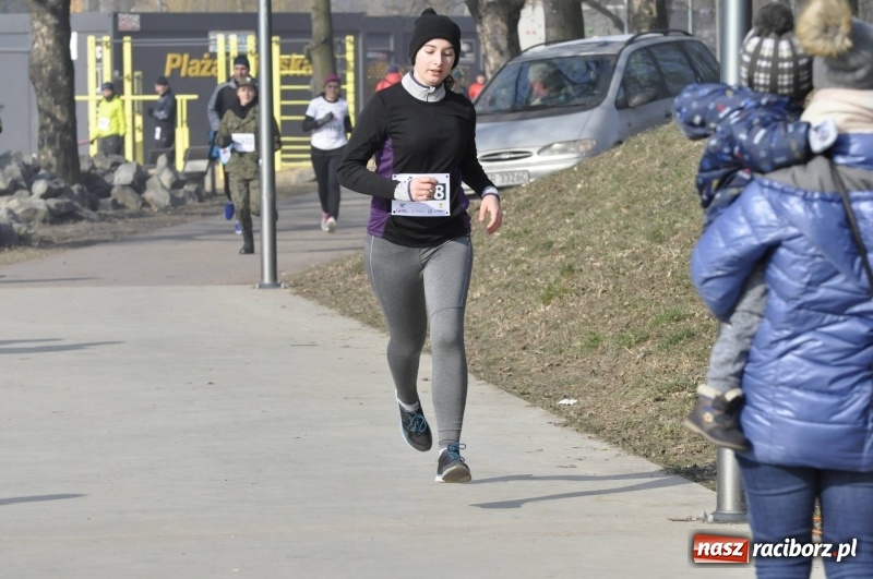 Zdjęcie w galerii na portalu naszraciborz.pl: Tropem Wilczym. Bieg Pamięci Żołnierzy Wyklętych w Raciborzu  wiadomości z regionu