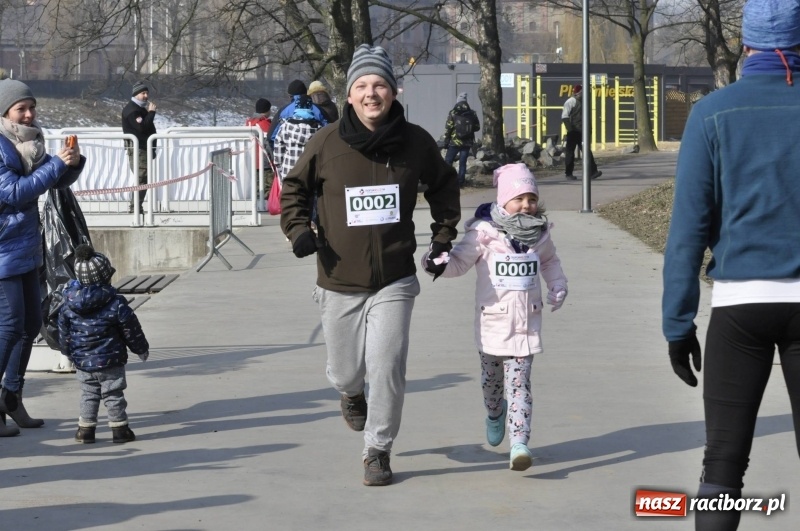 Zdjęcie w galerii na portalu naszraciborz.pl: Tropem Wilczym. Bieg Pamięci Żołnierzy Wyklętych w Raciborzu  wiadomości z regionu