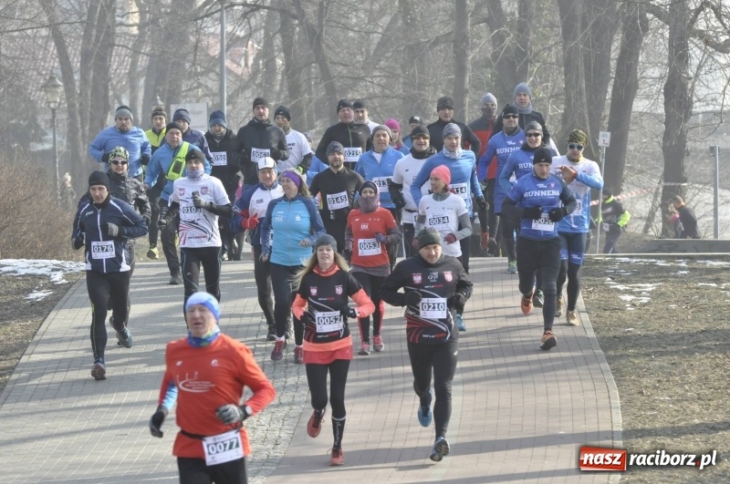 Zdjęcie w galerii na portalu naszraciborz.pl: Tropem Wilczym. Bieg Pamięci Żołnierzy Wyklętych w Raciborzu  wiadomości z regionu