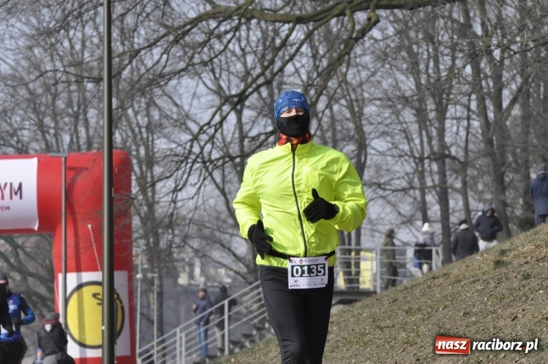 Zdjęcie w galerii na portalu naszraciborz.pl: Tropem Wilczym. Bieg Pamięci Żołnierzy Wyklętych w Raciborzu  wiadomości z regionu