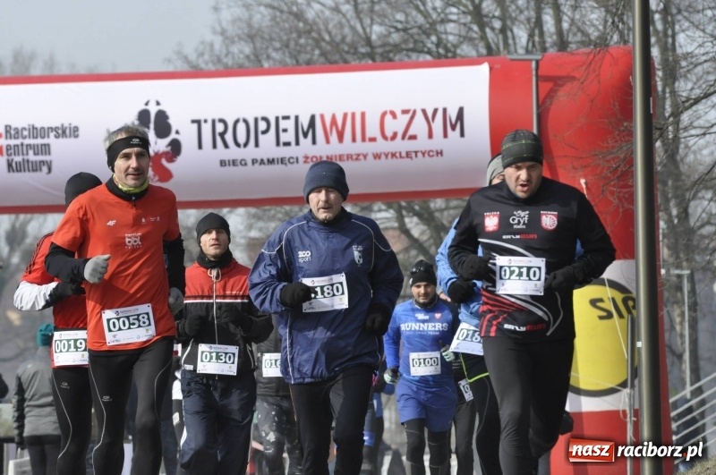 Zdjęcie w galerii na portalu naszraciborz.pl: Tropem Wilczym. Bieg Pamięci Żołnierzy Wyklętych w Raciborzu  wiadomości z regionu