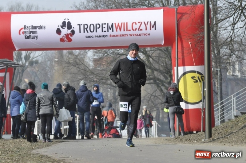Zdjęcie w galerii na portalu naszraciborz.pl: Tropem Wilczym. Bieg Pamięci Żołnierzy Wyklętych w Raciborzu  wiadomości z regionu