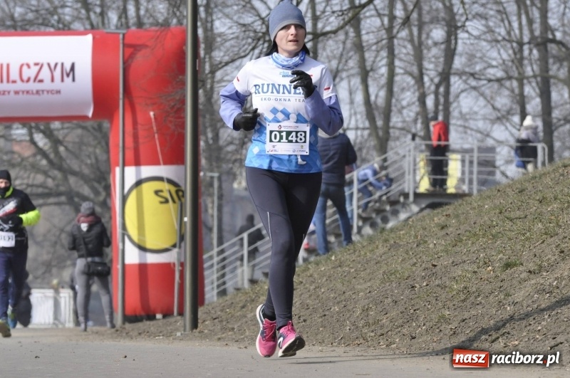 Zdjęcie w galerii na portalu naszraciborz.pl: Tropem Wilczym. Bieg Pamięci Żołnierzy Wyklętych w Raciborzu  wiadomości z regionu
