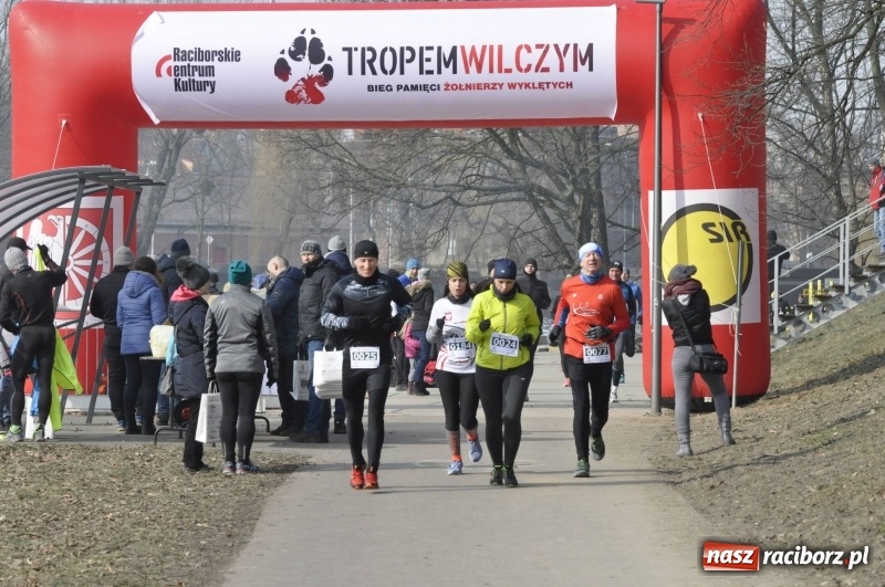 Zdjęcie w galerii na portalu naszraciborz.pl: Tropem Wilczym. Bieg Pamięci Żołnierzy Wyklętych w Raciborzu  wiadomości z regionu