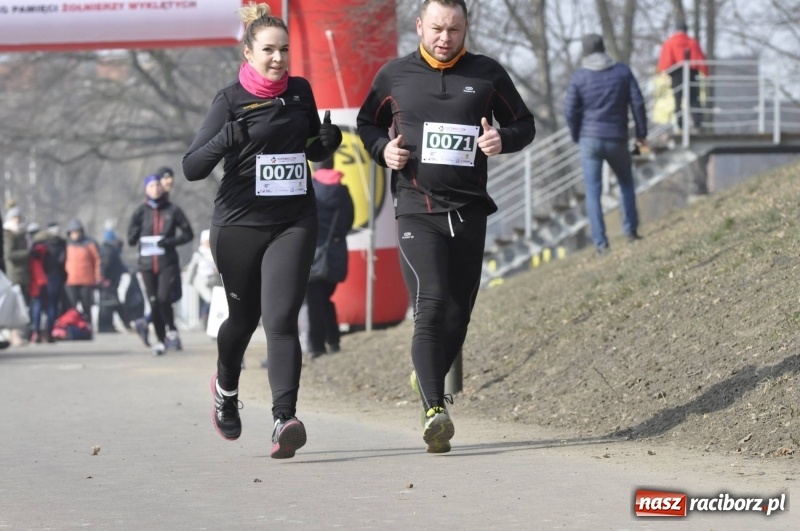 Zdjęcie w galerii na portalu naszraciborz.pl: Tropem Wilczym. Bieg Pamięci Żołnierzy Wyklętych w Raciborzu  wiadomości z regionu
