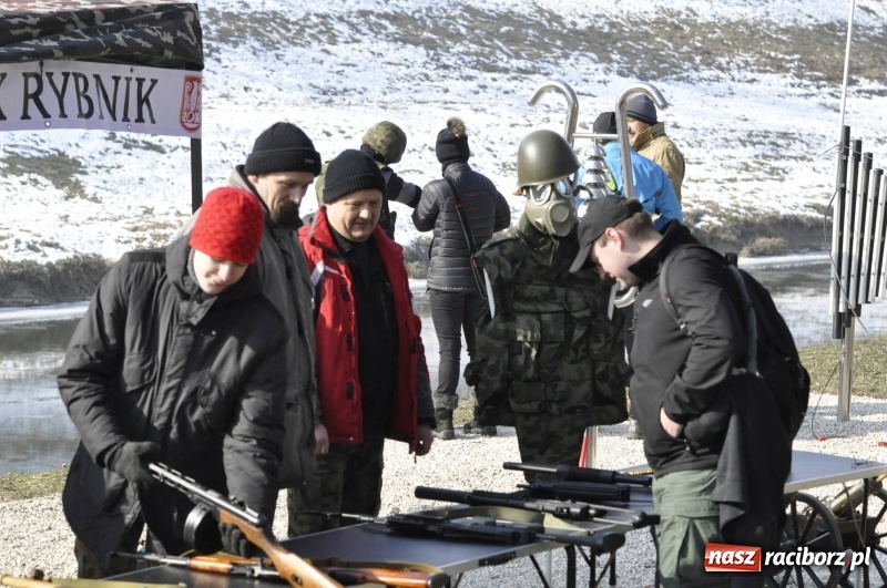 Zdjęcie w galerii na portalu naszraciborz.pl: Piknik militarny Ligi Obrony Kraju na raciborskich bulwarach  wiadomości z regionu