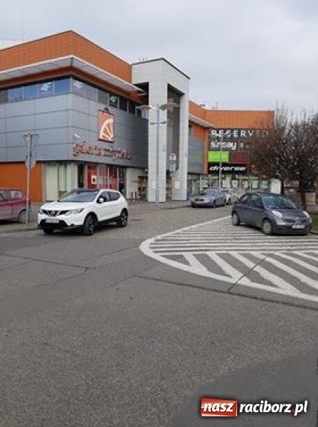 Zdjęcie w galerii na portalu naszraciborz.pl: Mistrzowie parkowania z rejestracją SRC  wiadomości z regionu