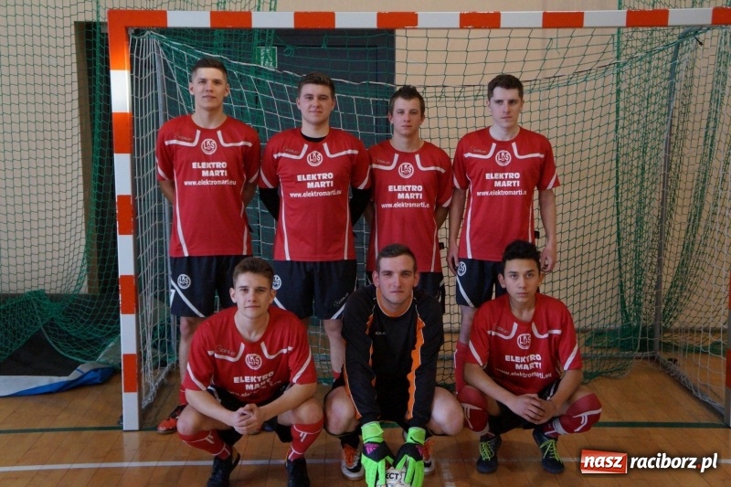 Zdjęcie w galerii na portalu naszraciborz.pl: I Halowy Turniej o Puchar Sołtysa Rudnika wiadomości z regionu