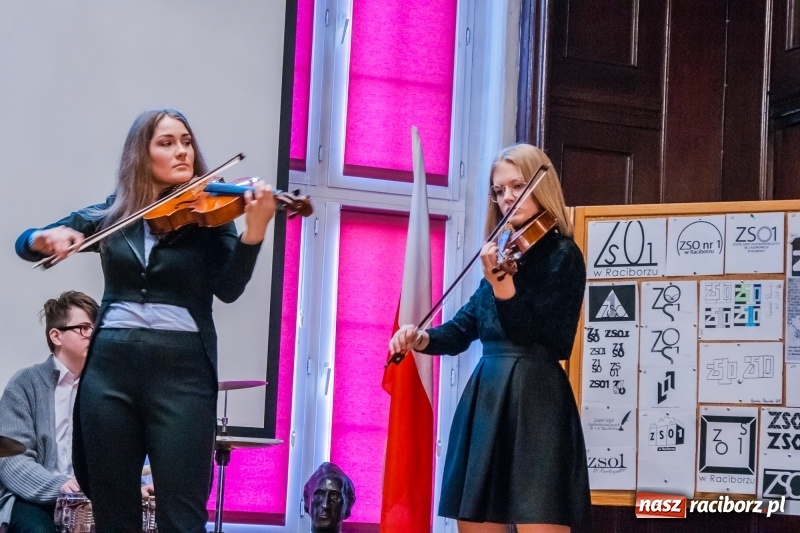 Zdjęcie w galerii na portalu naszraciborz.pl: Gabriela Lenartowicz: Liceum pozwoliło mi uwierzyć w siebie wiadomości z regionu