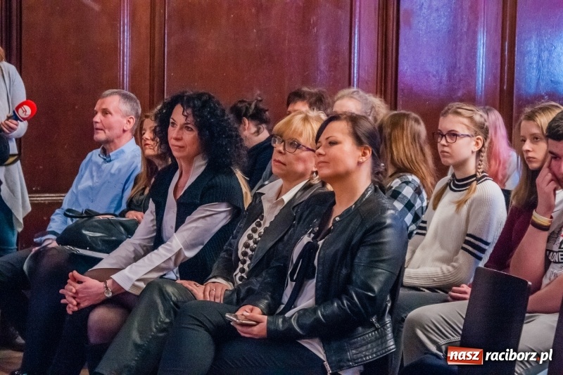 Zdjęcie w galerii na portalu naszraciborz.pl: Gabriela Lenartowicz: Liceum pozwoliło mi uwierzyć w siebie wiadomości z regionu