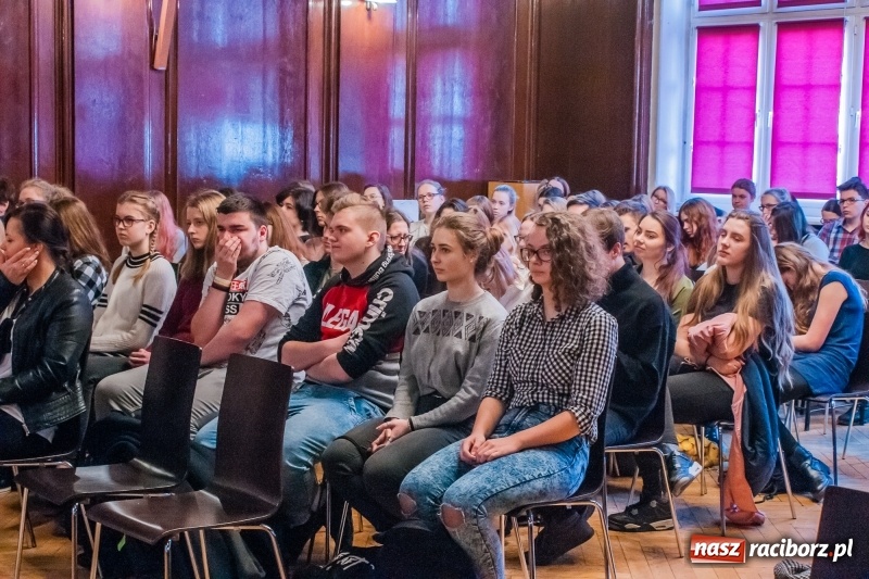 Zdjęcie w galerii na portalu naszraciborz.pl: Gabriela Lenartowicz: Liceum pozwoliło mi uwierzyć w siebie wiadomości z regionu