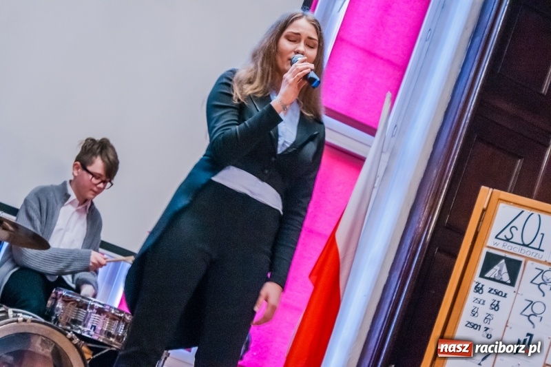 Zdjęcie w galerii na portalu naszraciborz.pl: Gabriela Lenartowicz: Liceum pozwoliło mi uwierzyć w siebie wiadomości z regionu