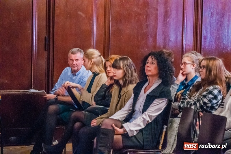 Zdjęcie w galerii na portalu naszraciborz.pl: Gabriela Lenartowicz: Liceum pozwoliło mi uwierzyć w siebie wiadomości z regionu