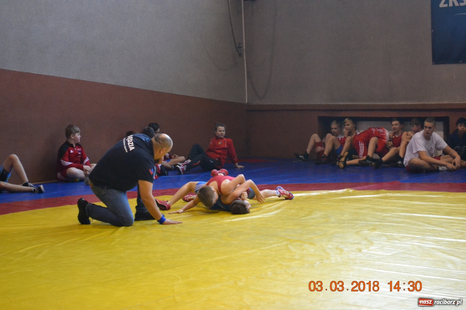 Zdjęcie w galerii na portalu naszraciborz.pl: Dobry start zapaśników Unii na Mistrzostwach Śląska wiadomości z regionu