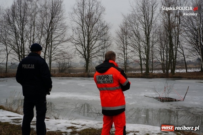Zdjęcie w galerii na portalu naszraciborz.pl: Dzielnicowi wspólnie z ratownikiem WOPR przeprowadzali kontrole zbiorników wodnych wiadomości z regionu