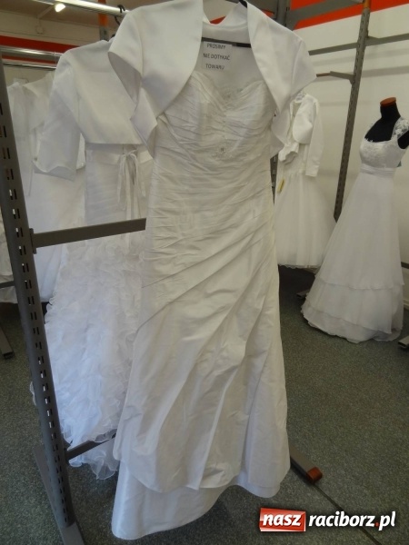 Zdjęcie w galerii na portalu naszraciborz.pl: Komis sukien ślubnych w Rabanie  wiadomości z regionu
