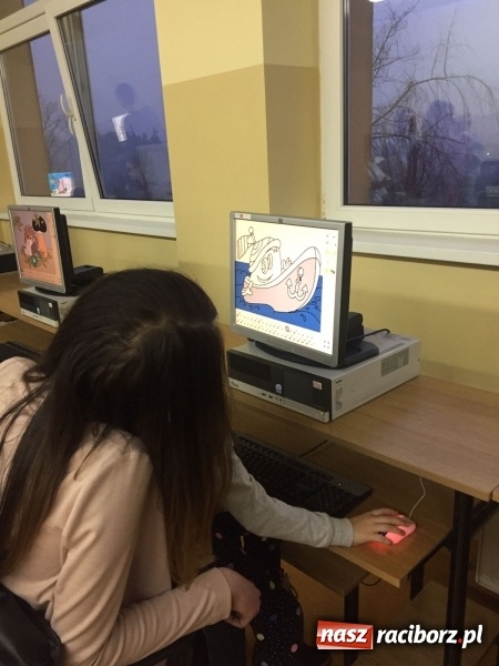 Zdjęcie w galerii na portalu naszraciborz.pl: Dzień otwarty w kuźniańskiej podstawówce wiadomości z regionu