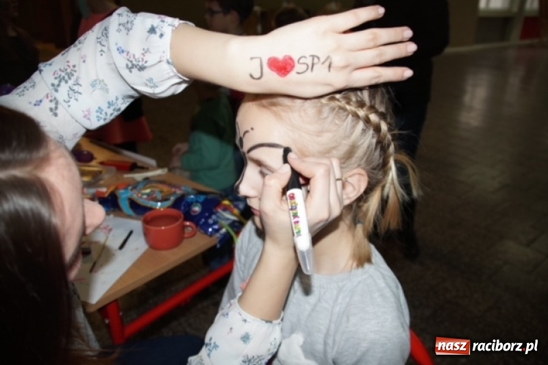 Zdjęcie w galerii na portalu naszraciborz.pl: Dzień Otwartych Drzwi w szkole na Ostrogu wiadomości z regionu