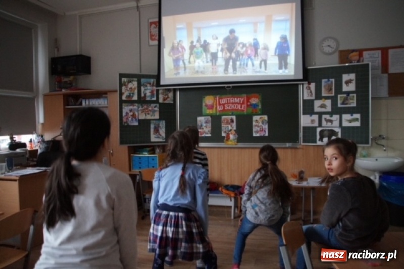 Zdjęcie w galerii na portalu naszraciborz.pl: Dzień Otwartych Drzwi w szkole na Ostrogu wiadomości z regionu