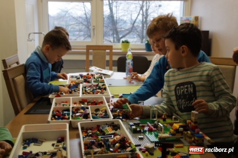 Zdjęcie w galerii na portalu naszraciborz.pl: Dzień Otwartych Drzwi w szkole na Ostrogu wiadomości z regionu