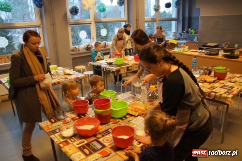 Zdjęcie w galerii na portalu naszraciborz.pl: Dzień Otwartych Drzwi w szkole na Ostrogu wiadomości z regionu